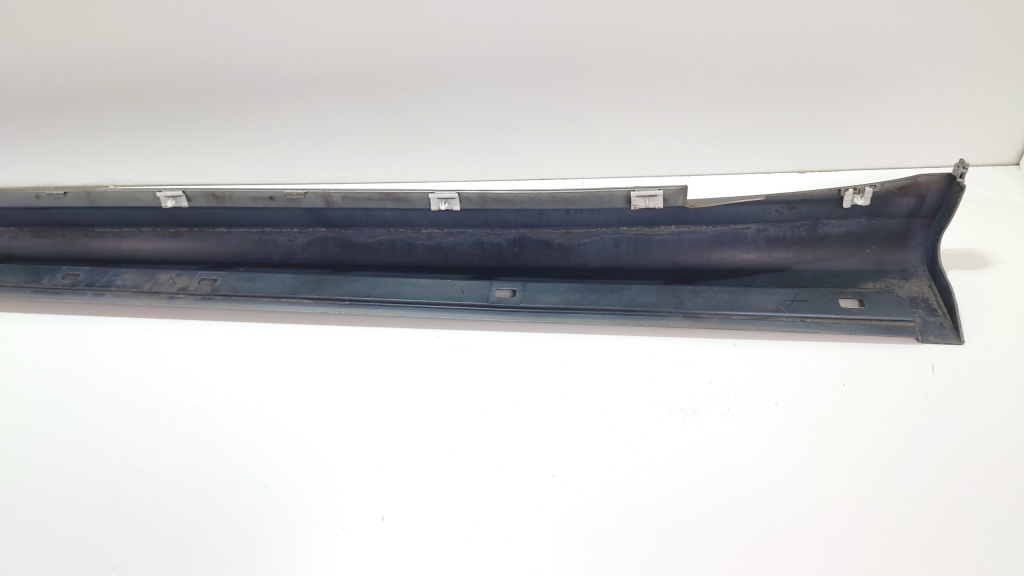 Mercedes w245 накладка права порога  колір 745 a1696102208 Київ