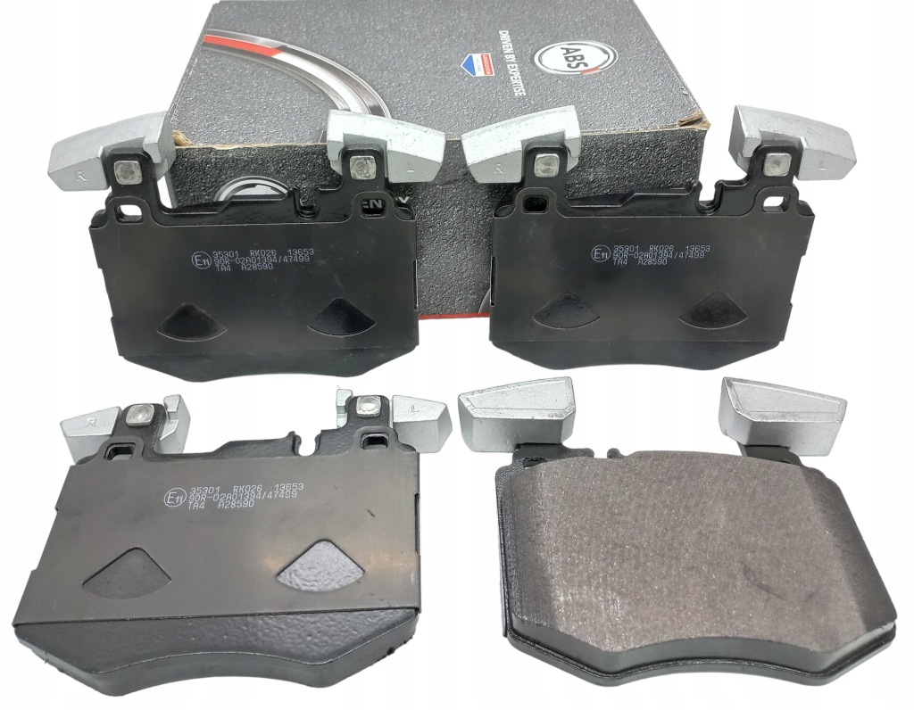 фото №1, Тормозные колодки тормозные osi перед mercedes glc x253 c253