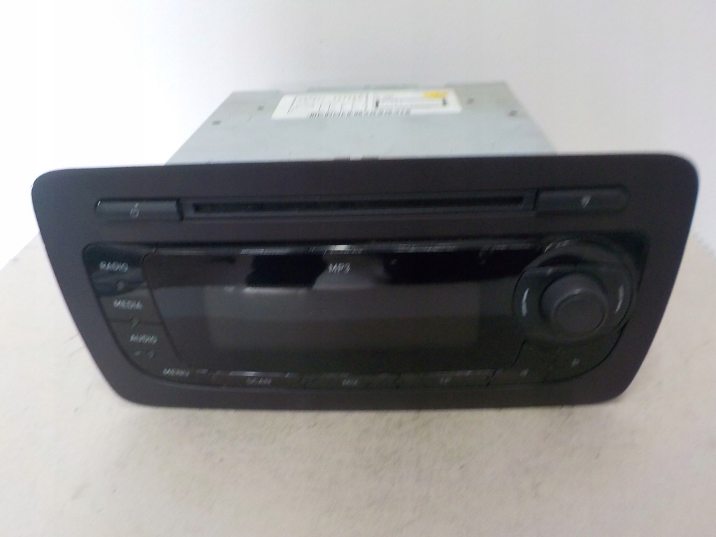 фото №1, Seat ibiza iv радио заводской mp3 6j0035153b