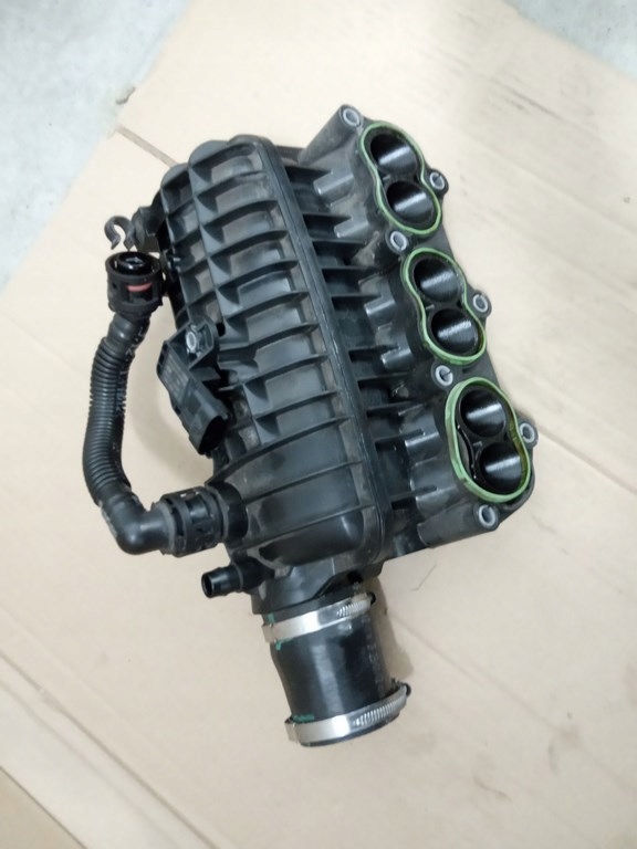 фото №8, Ford focus mk3 c-max 1.0 eco 12-18- коллектор всасывающий