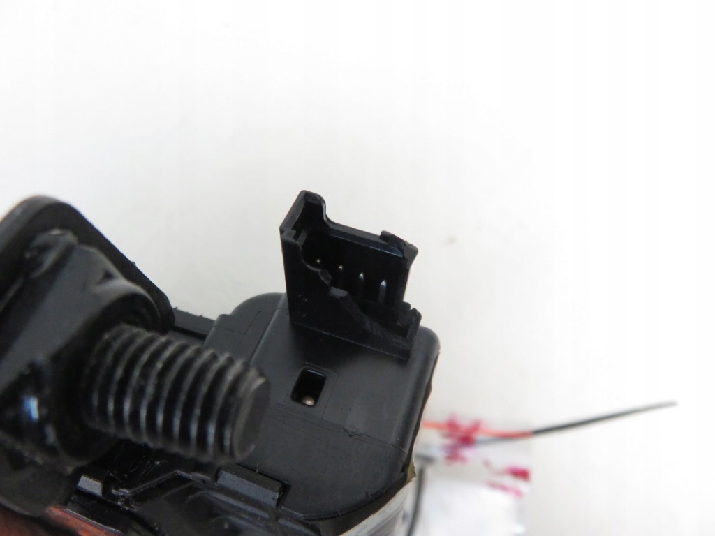 Замок кришки bmw x1 e84 9127811 Київ