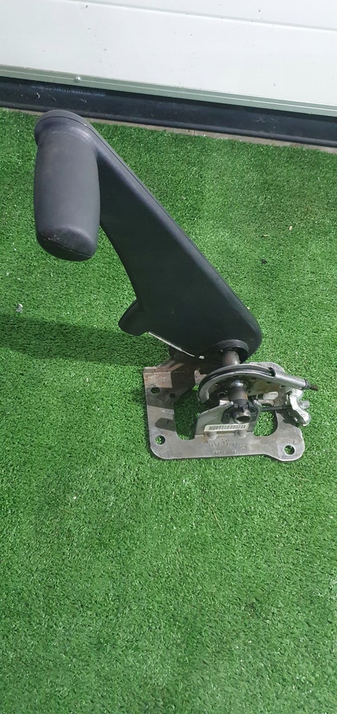 фото №2, Mini r60 важіль гальма ручного 9811241