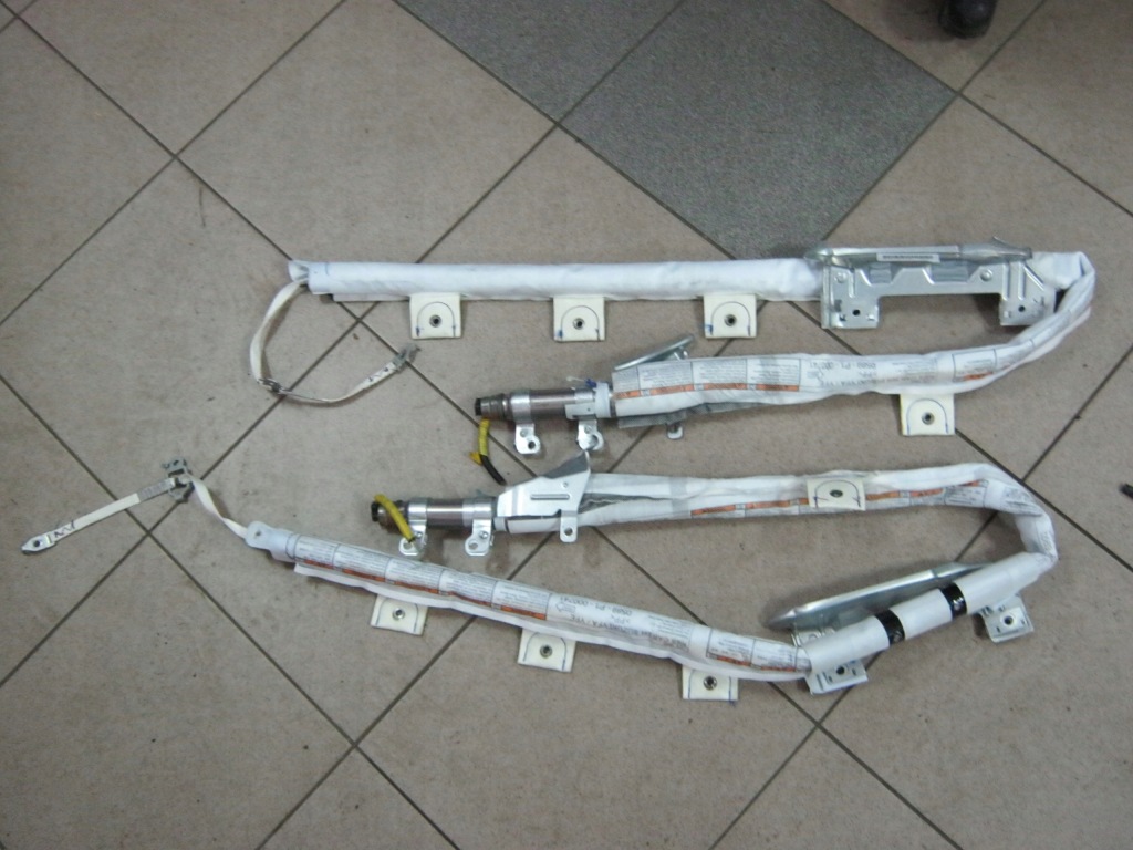 фото №1, Шторка безопасности правая suzuki vitara 15-19