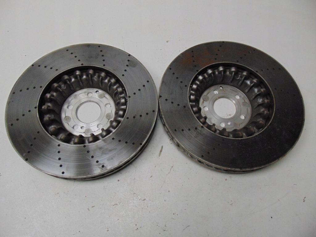 Тормозные диски тормозные задний  mercedes w214 amg a2144210700 Киев