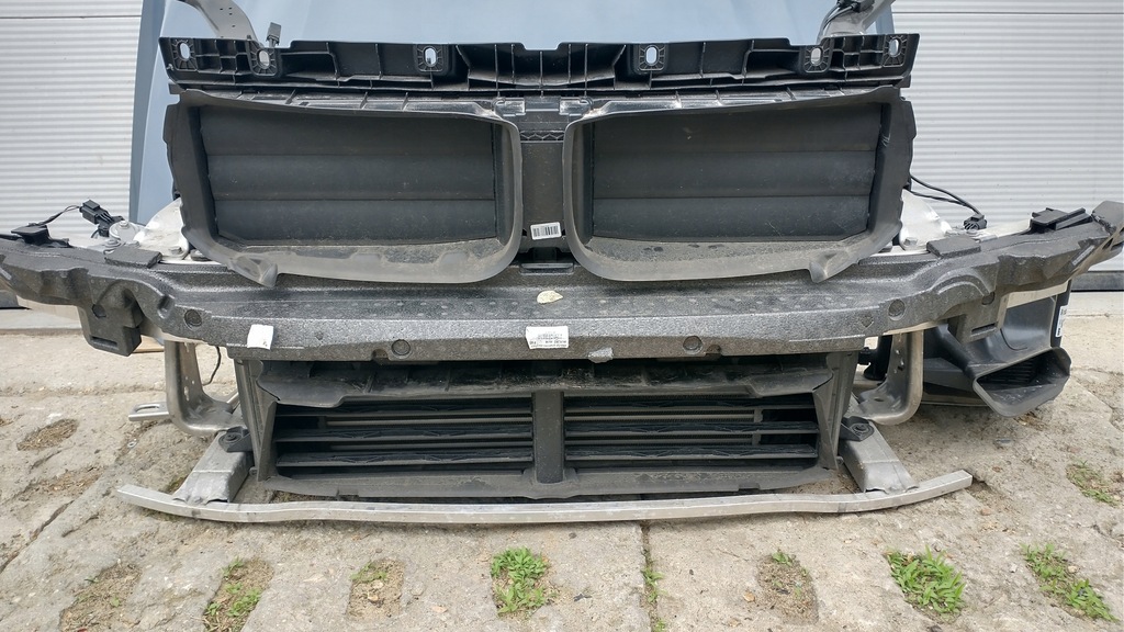 фото №9, Bmw x1 f48 lci pas передній радіатор 1.5 i капот бампер крила