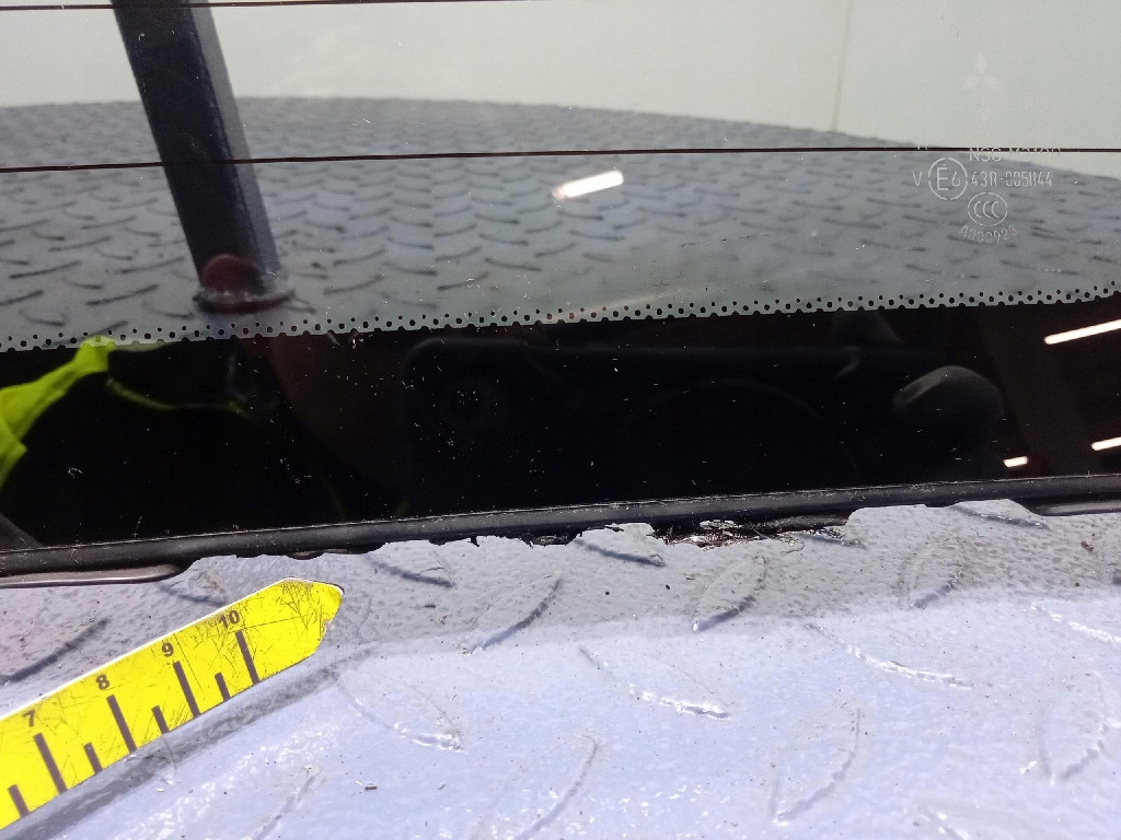 фото №8, Mitsubishi grandis скло кузовна задня ліва