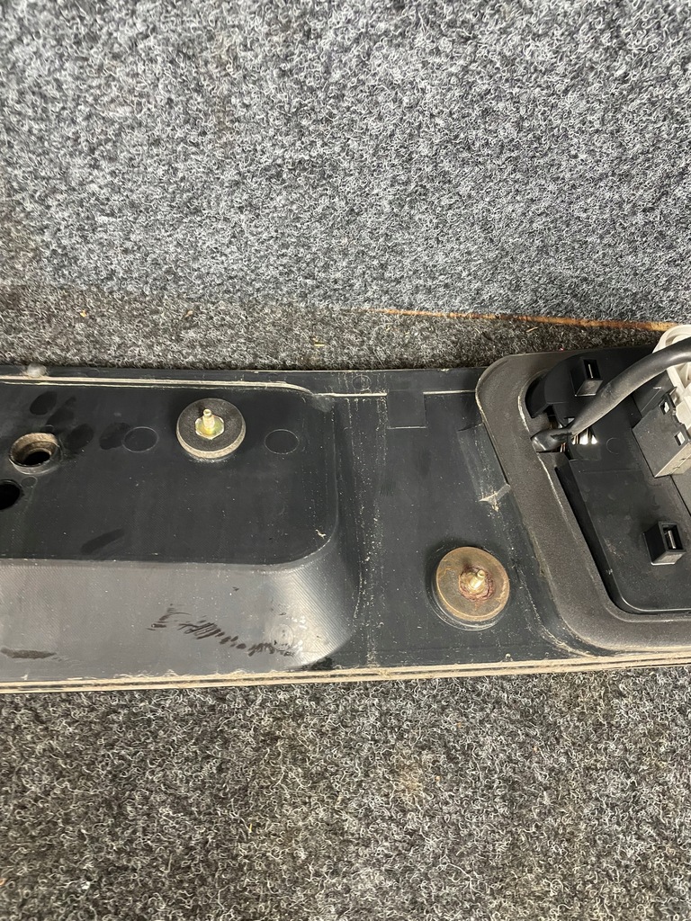 фото №7, Volvo v40 kombi 00-04r накладка кришки багажника 30632612