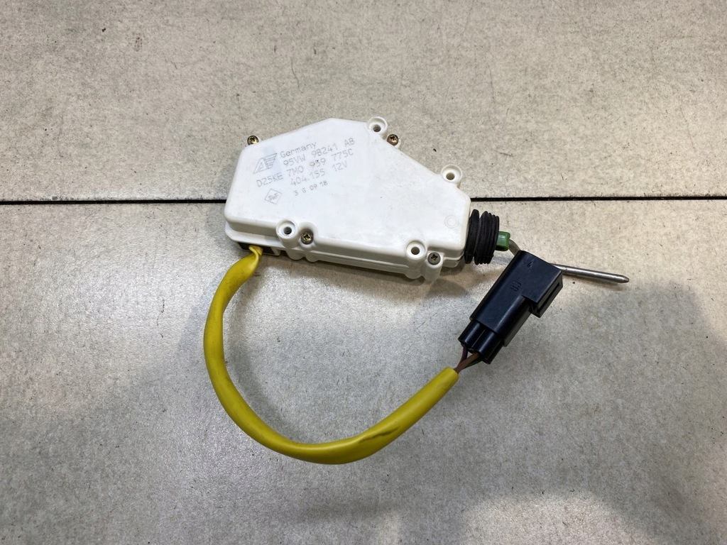 фото №1, Привід кришка пального galaxy i fl 7m0959775c