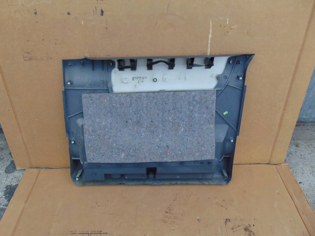 Обивка обшивка левая задний peugeot expert 2007- long 1498940777 Цена