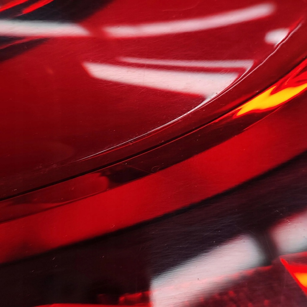 фото №8, Audi q5 sq5 2017 ліва сторона лампи задній кришки багажника