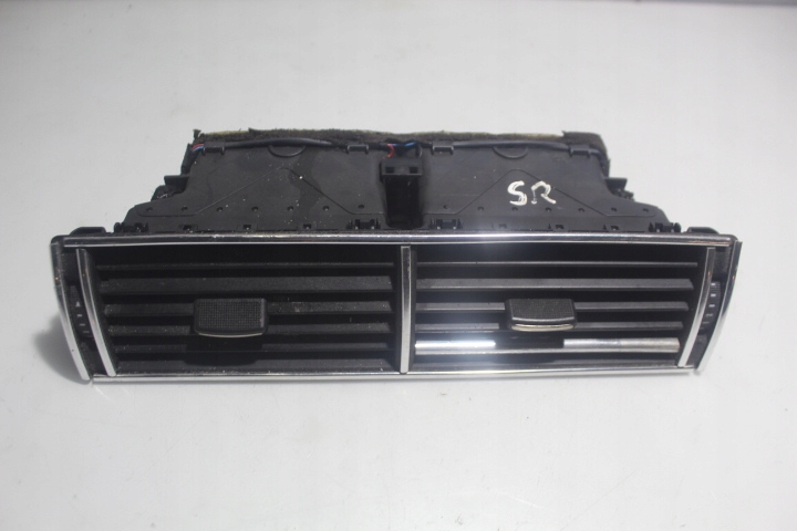 фото №1, Решётка обдув средняя audi a4 b6