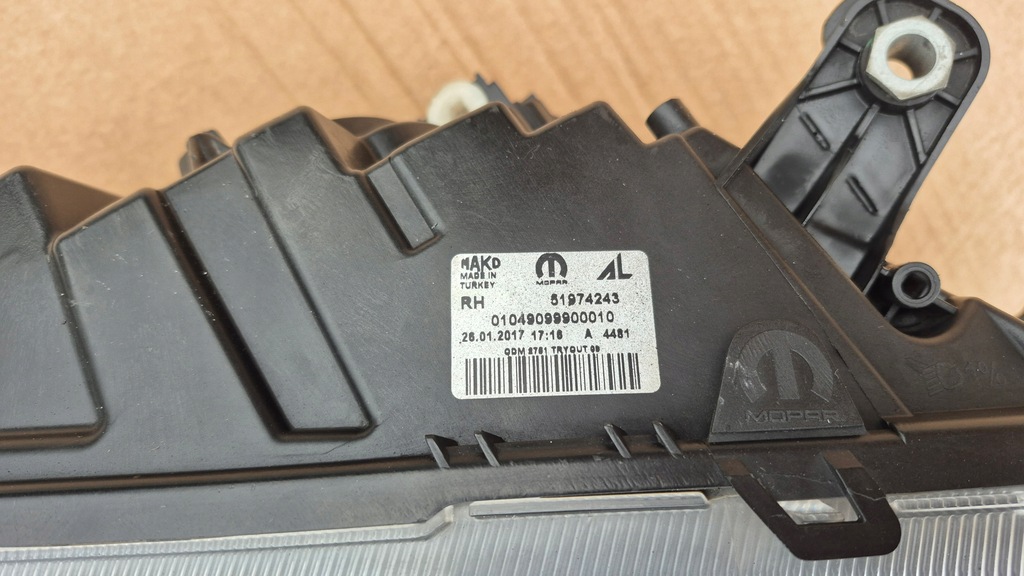 фото №9, Лампа перед передня оригінальна ліва + права fiat doblo ii lift eu 2015--