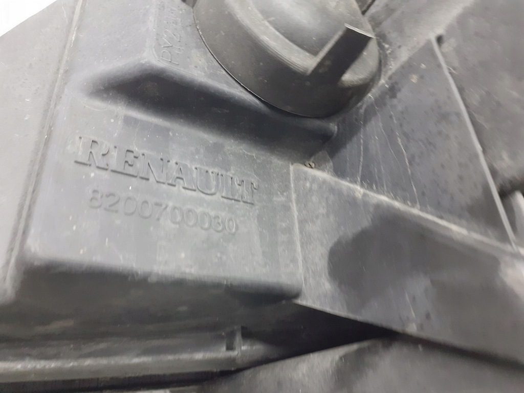 фото №2, Лампа права передня renault thalia ii eu 8200700030