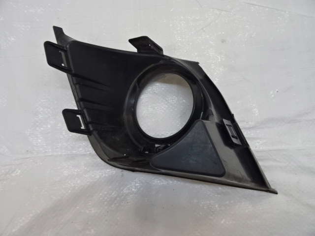 фото №6, Mitsubishi asx lift правая рамка решётка противотуманной фары 8321a786