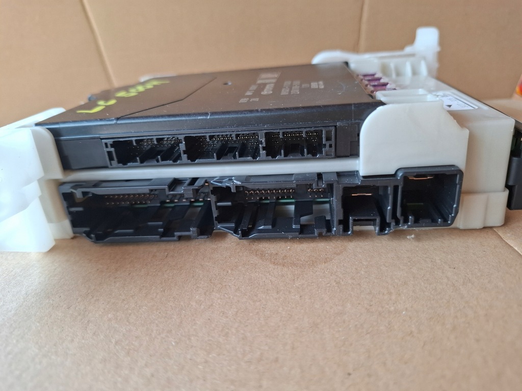 фото №5, Модуль блок управления mpx мультиплексор lexus lc 500h, 89221-11020