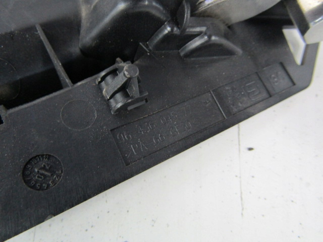 фото №2, Peugeot 307 ручка внутрішня ліва перед 02-05