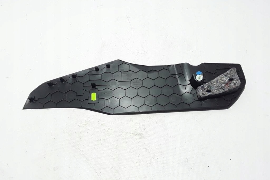 фото №1, Другое запчасти внутреннее renault zoe bfm_ 689213202r 2020