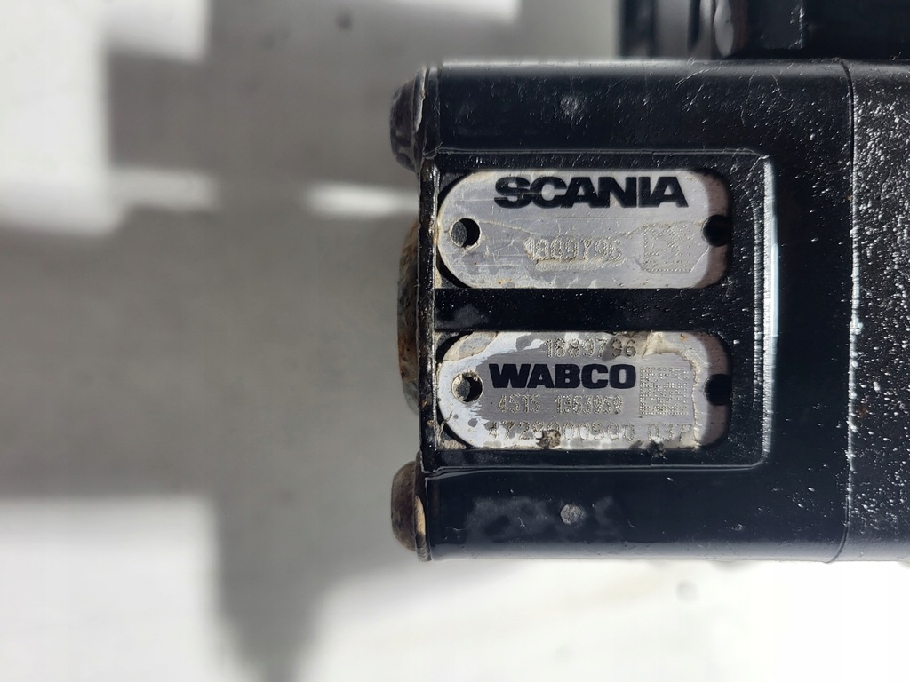 фото №5, Блок управления модуль клапан подушек ecas scania r e6 2267616 2267617