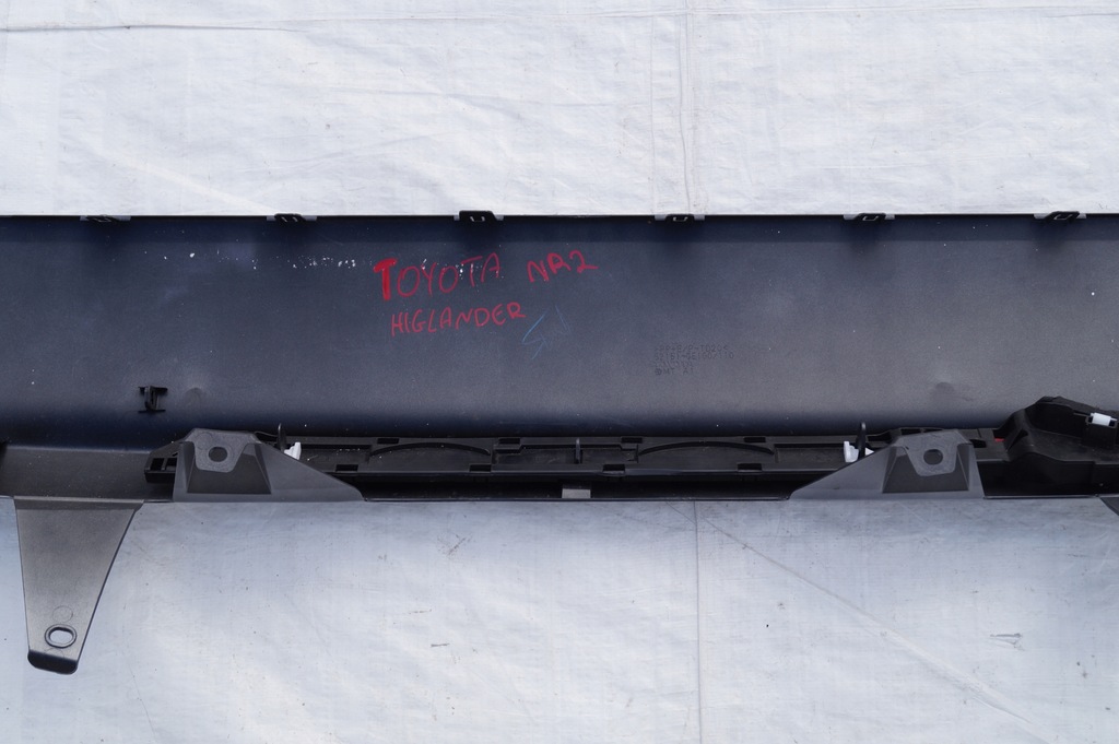 фото №10, Диффузор накладка спойлер dół бампера задняя задняя toyota highlander iv 4