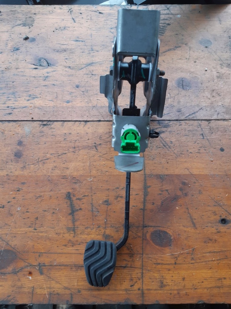 фото №1, Педаль гальма dacia sandero iii 465016808r