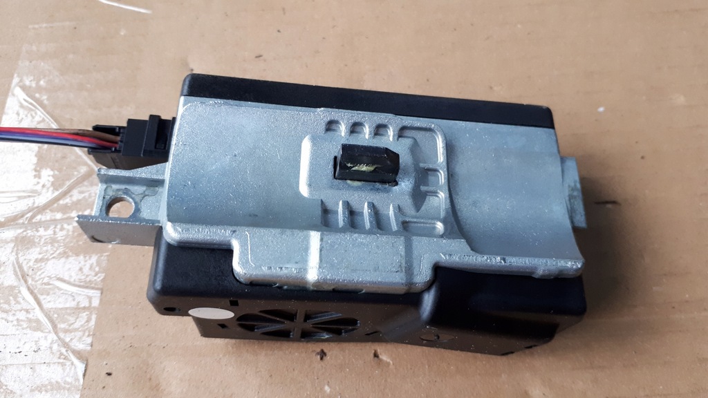 фото №5, S4 b8 lift a4 блокировка засов руля 8k0905852e