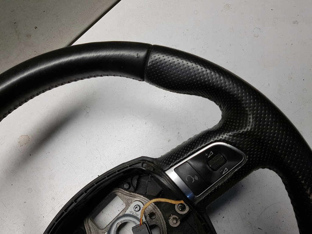 фото №5, Audi a3 8p lift 08-12r воздуховод кожаный