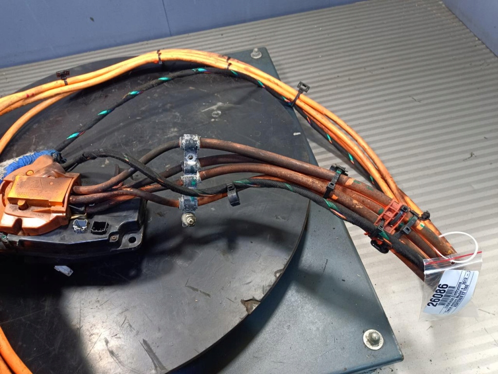 фото №7, Tesla model s разъём шланг кабель зарядки 1022620-00-f