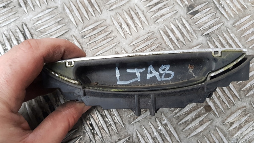 фото №3, Audi a8 d2 ly7w ручка левый задняя lift наружная