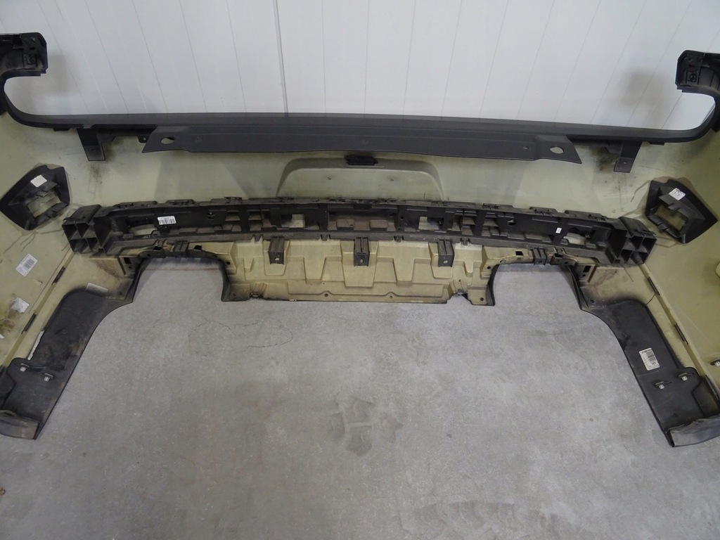 фото №11, 2018 challenger widebody бампер задняя задний оригинальный pdc диффузор радар