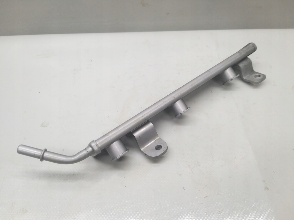 фото №1, Молдинг впрыскная dacia sandero ii clio v 1.0 sce b4de411 175204033r