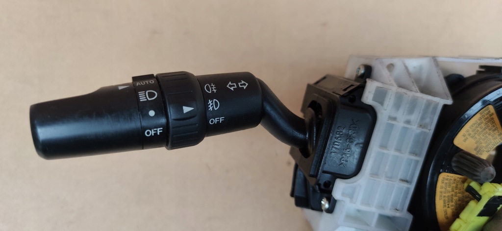 фото №8, Mazda 5 переключатель поворотники дворник