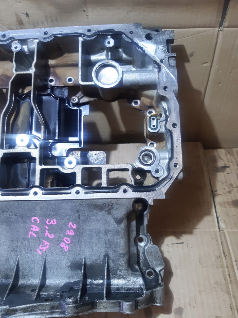 фото №9, Audi q5 8r 3.2 fsi верхній піддон масляна 06e103603p