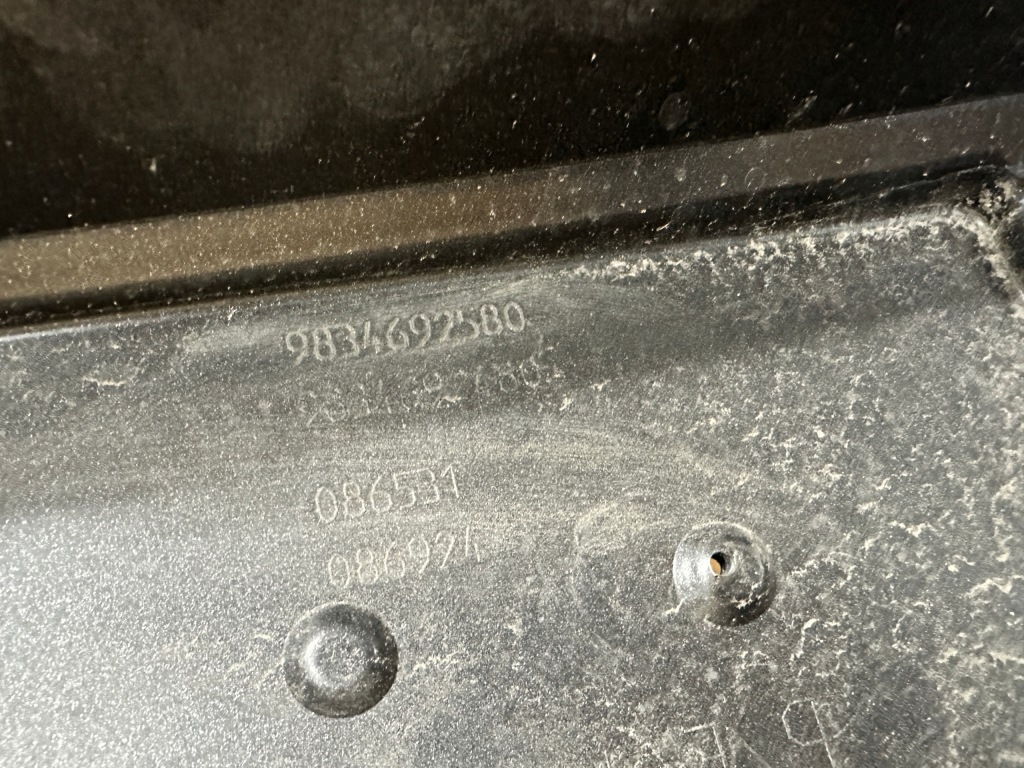 фото №8, Citroen c4 iii бампер перед передній 9834692580