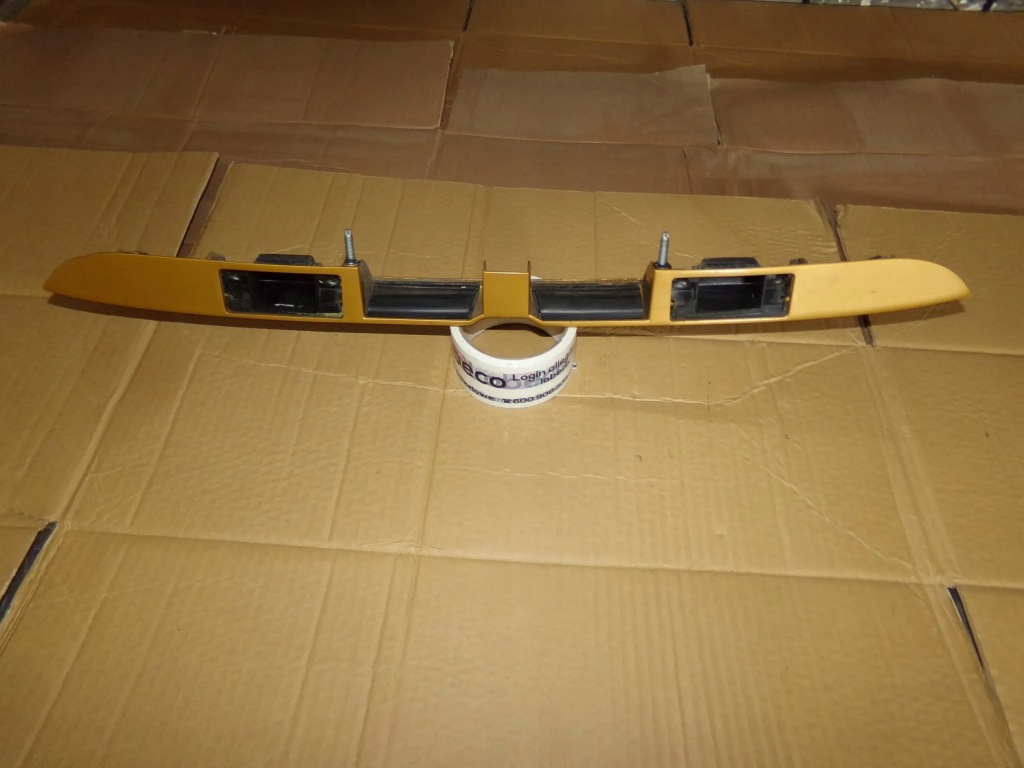 фото №2, Молдинг крышки багажника a3 8l