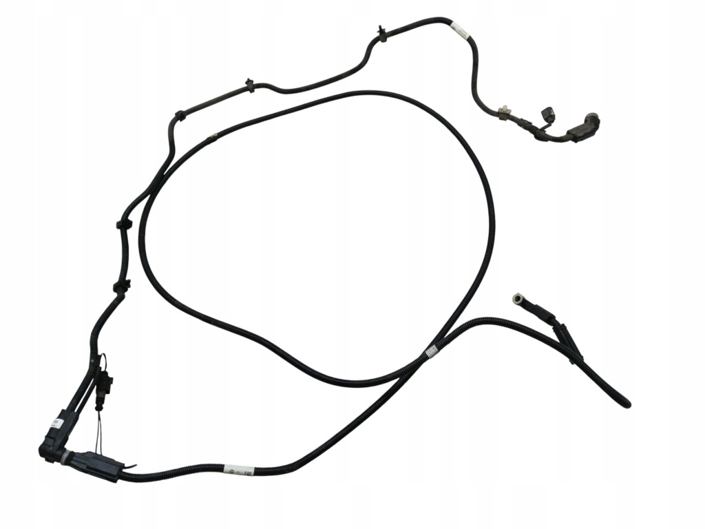 Купити Шланг трубка adblue vw passat b8 2.0 tdi 3q0131983f 3q0131984m