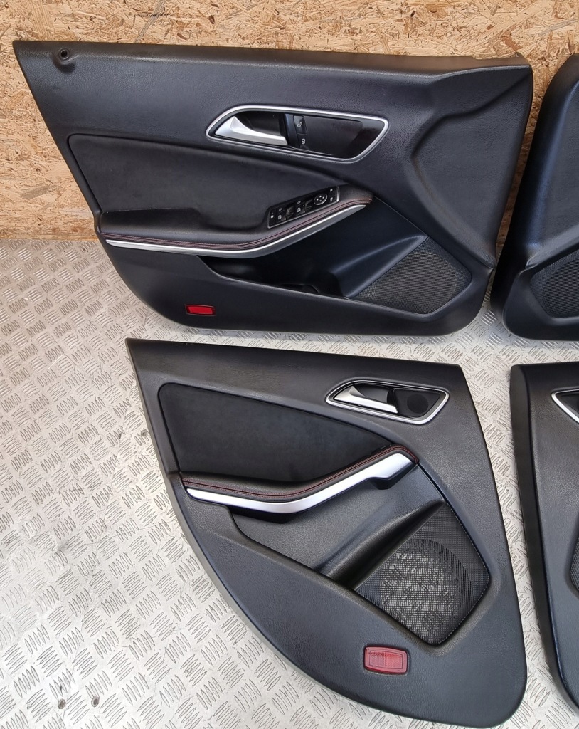 фото №13, Mercedes w117 cla shooting brake kombi сиденья подогрев заднее сиденье alcantara kpl