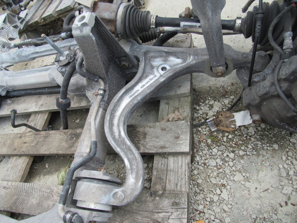 фото №11, Porsche panamera 970 поворотний кулак важелі правий перед