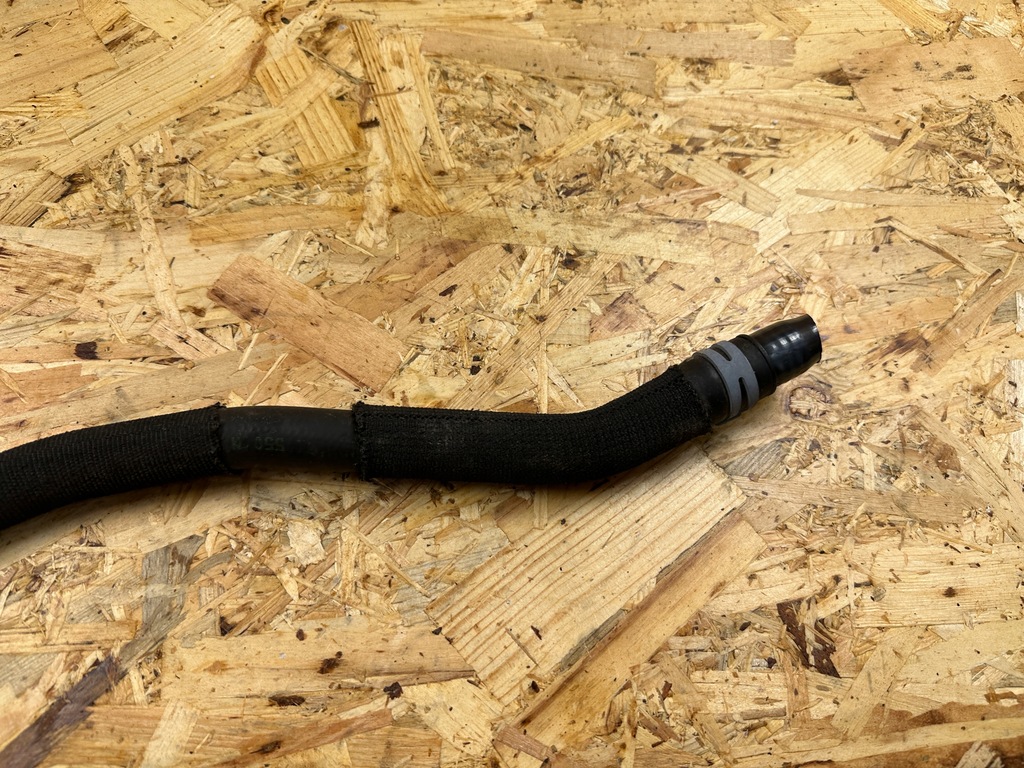 фото №6, Труба шланг wąż wody porsche taycan 9j1 4ke121609r 2019-