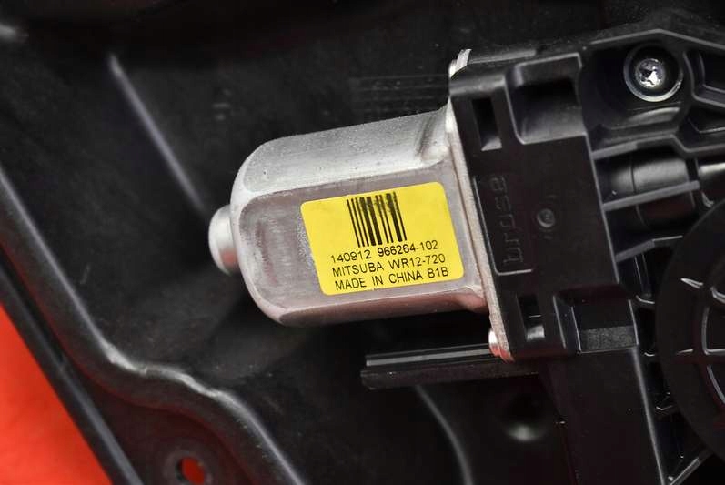 фото №7, Підйомник скло лівий задня 30784312 volvo v60 1 i lift 13-20