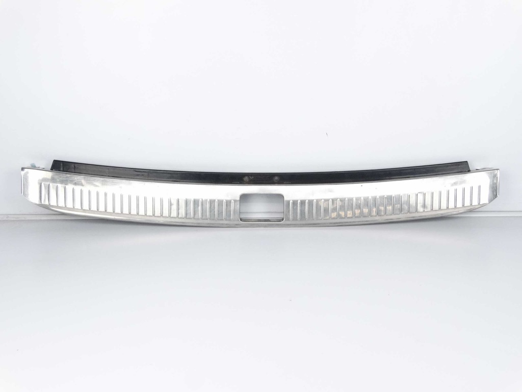 фото №1, Mercedes c w203 защита накладка порог багажника