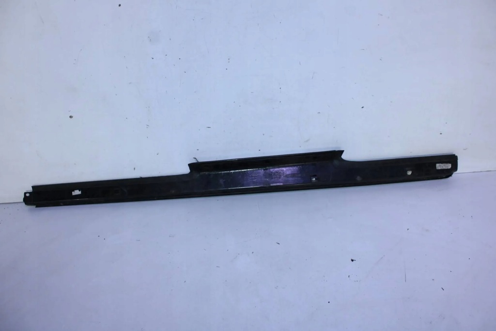 фото №4, Молдинг порог накладка порог перед передняя левая mercedes w251
