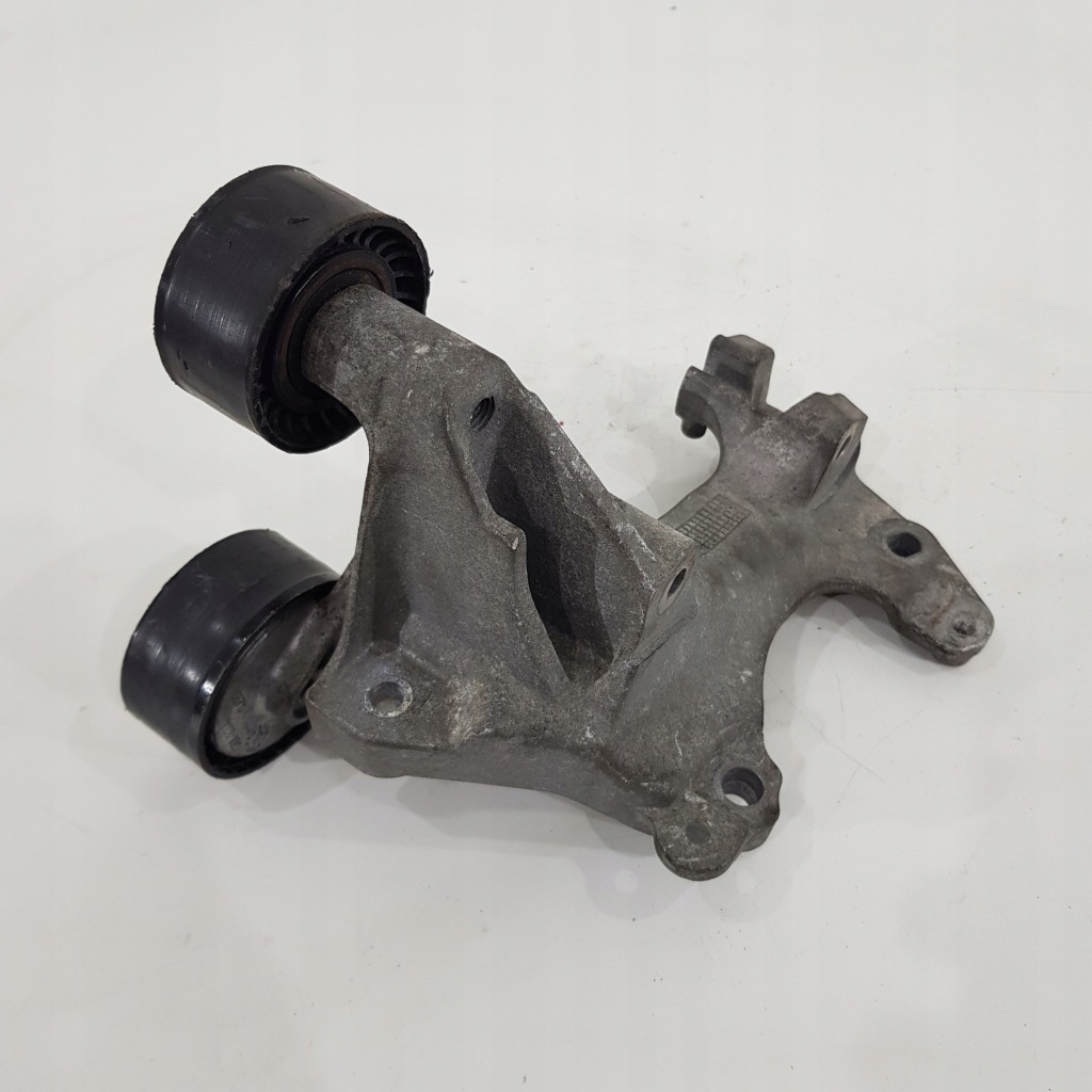 Купити Кронштейн генератора renault nissan 0.9 tce 117108063r