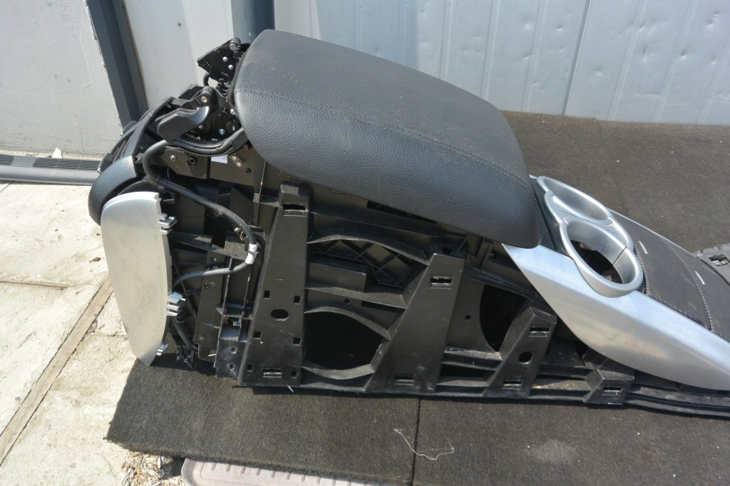 фото №2, Туннель средний перед кожа mercedes r w251