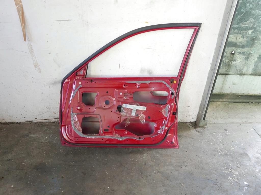 фото №11, Двері праве перед r43 mitsubishi carisma i hb 95-