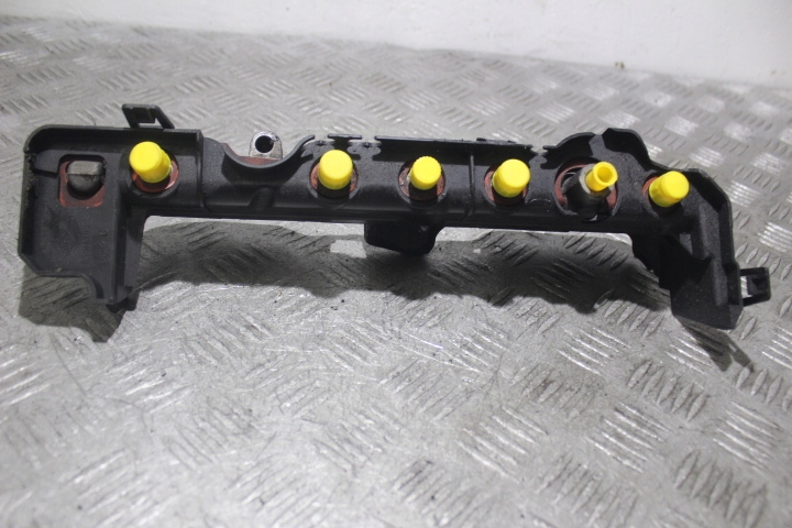 фото №1, Молдинг впрыскная renault megane iii 1.9dci