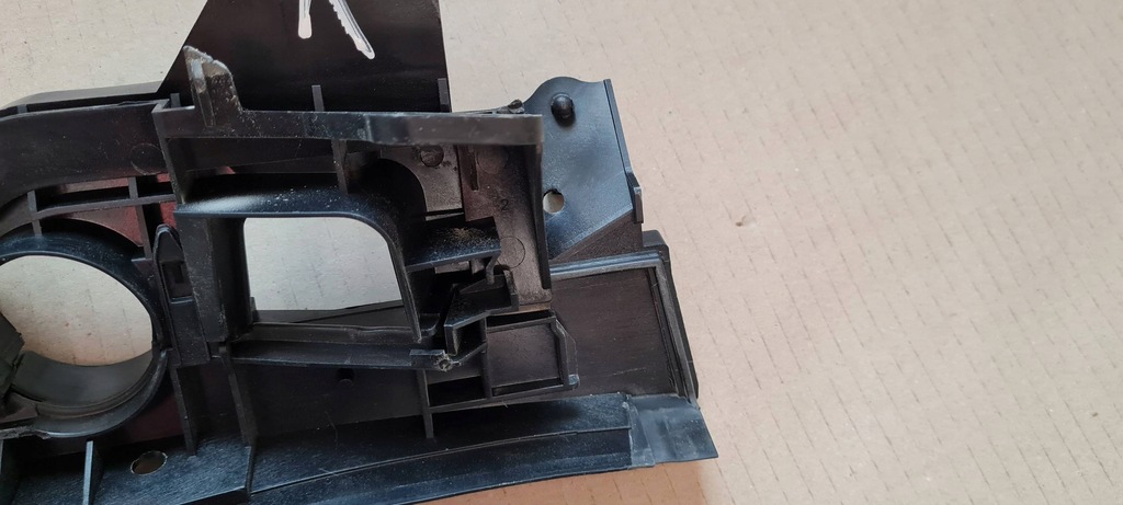 фото №6, Sq8 4m rsq8 q8 кронштейн кронштейн жабо ліва 4m0971871bg