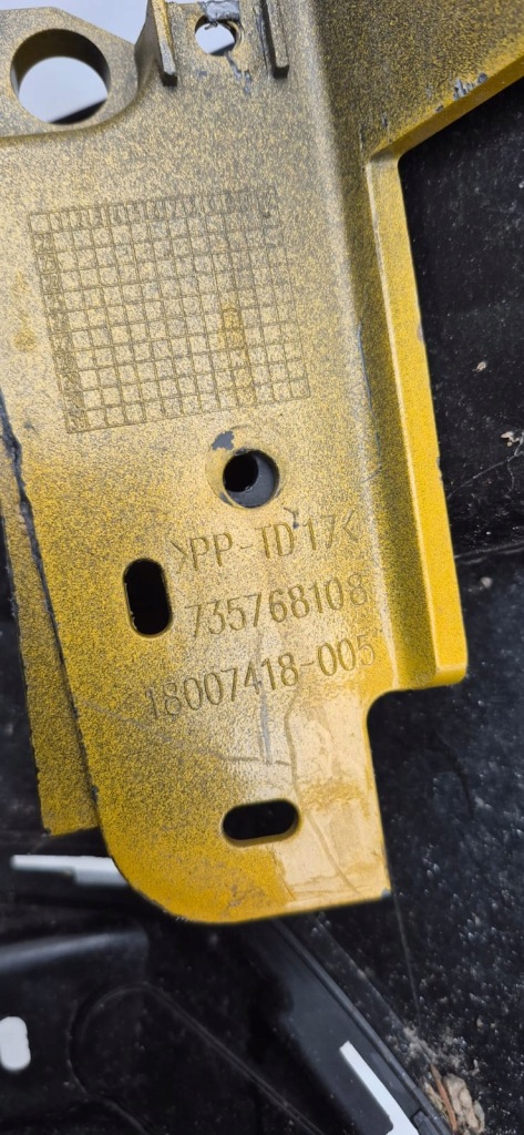 Jeep avenger 22- бампер перед передний pdc 735768108 Доставка