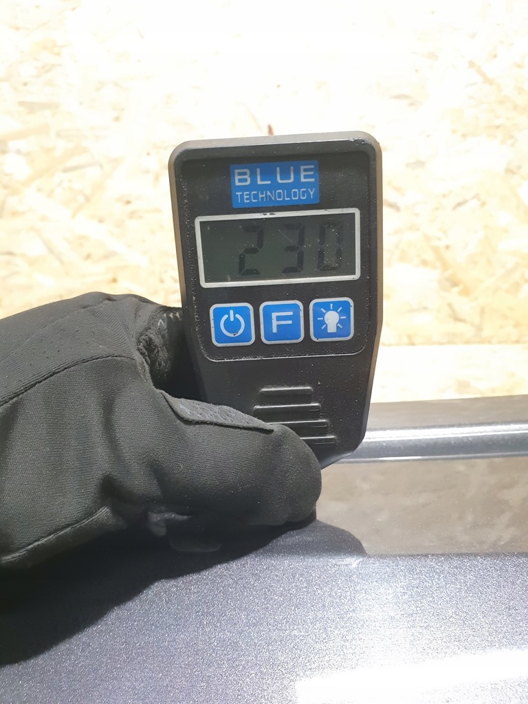 фото №14, Jeep grand cherokee wk2 крила правий перед do встановлення молдинг лак pau