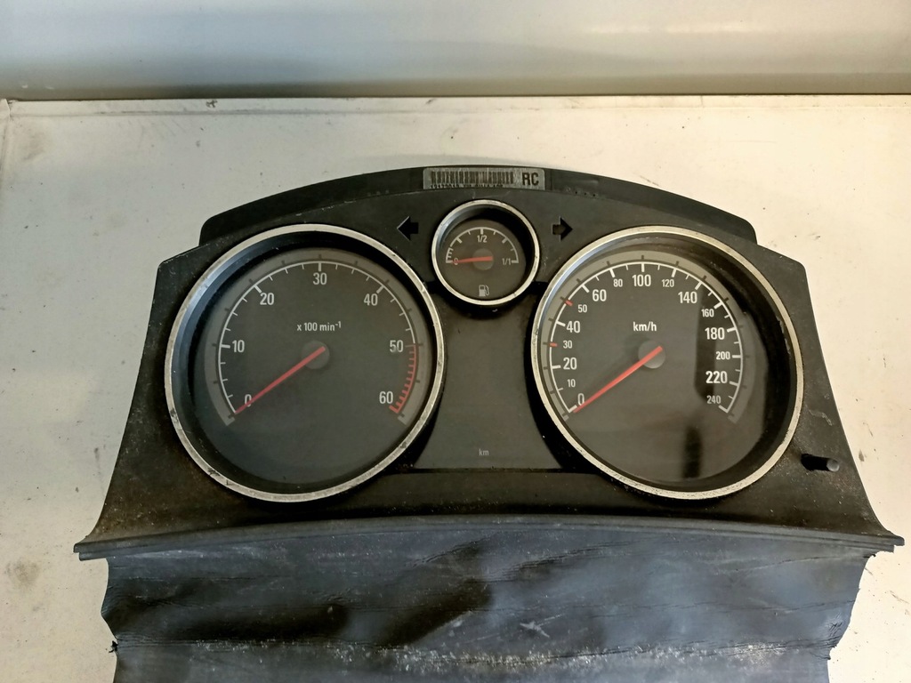 фото №1, Счетчик opel astra h 13172012