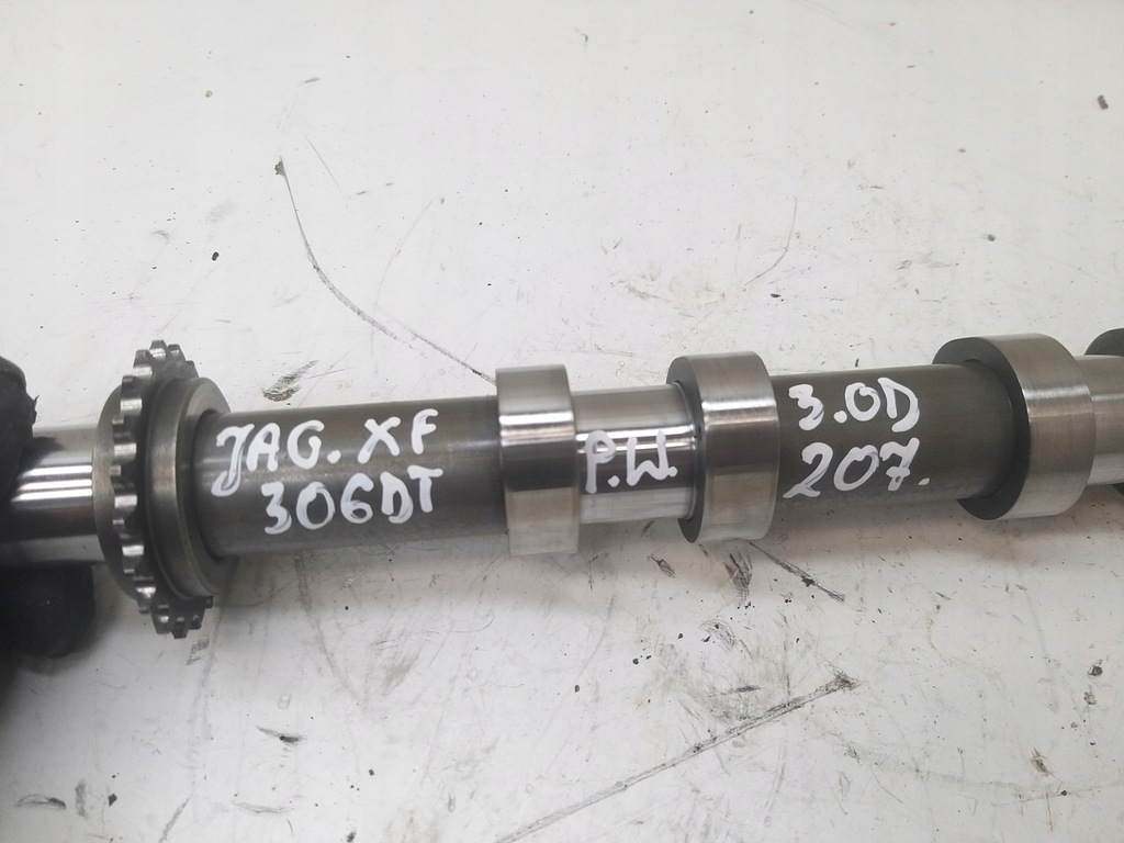 фото №13, Вал розподільного валу правий вихлоп 3.0 d 306dt jaguar xf i x250 xj 9x2q-6a272-aa